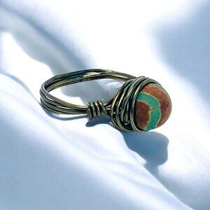 Dyed Agate Wire-Wrapped Ring Brass Tone Wire Green Brown Swirl Bead Sz 7